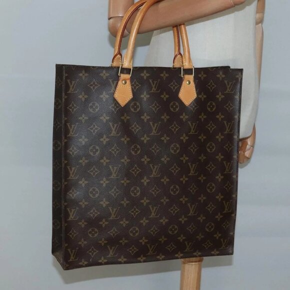 LOUIS VUITTON Monogram Sac Plat Hand Bag - Picture 15 of 16